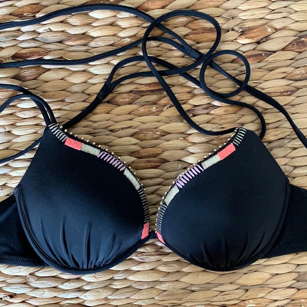 Victoria’s Secret swimsuit top